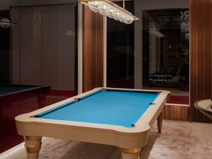 Professional Pool Table by Vismara Design