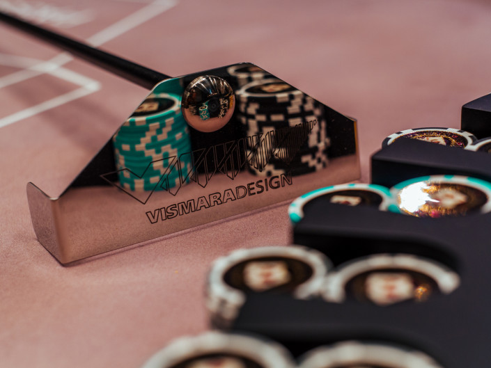 Tavolo da roulette di lusso con accessori