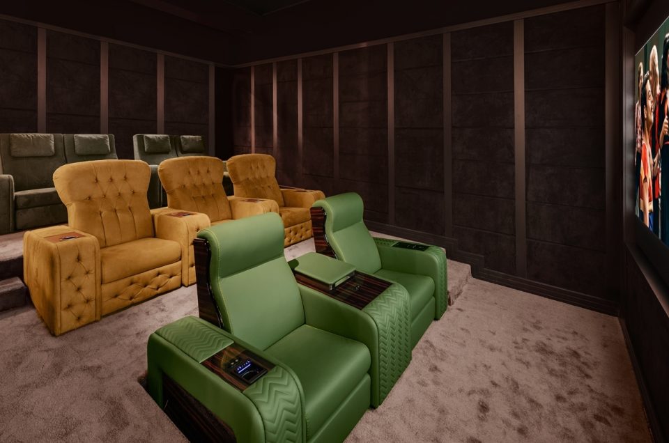 Private Home Cinema with Home Theater seating