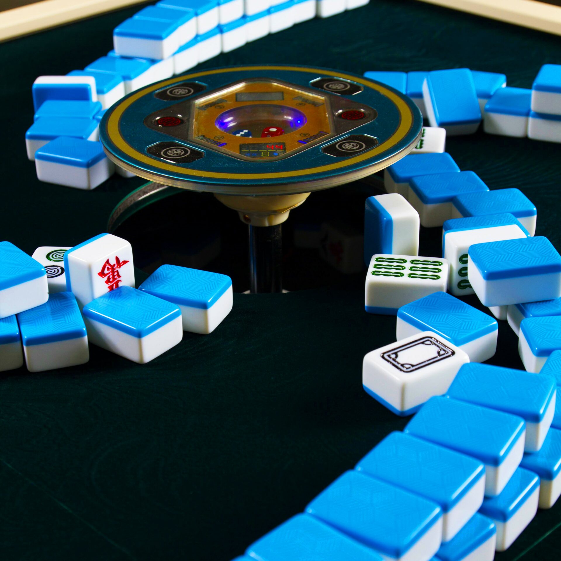 tavolo da mahjong moderno made in italy
